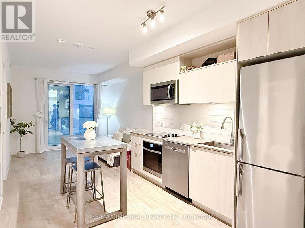 1612-100 Dalhousie Street